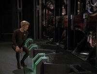 extant StarTrekVoyager 4x21 TheOmegaDirective 0046